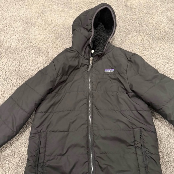 Patagonia Other - Like new kids size X-Large 14 Patagonia Kids Black Hooded Puffer Coat